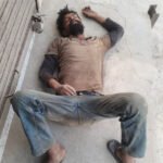 महावीर नगर ओल्ड फरीदाबाद में नशे में व्यक्ति द्वारा उत्पात, स्थानीय लोगों की पुलिस प्रशासन से तत्काल सख्त कार्रवाई की मांग