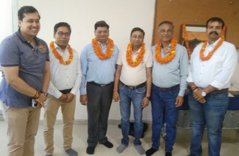 अग्रवाल सभा ओल्ड फरीदाबाद के त्रिवार्षिक चुनाव में महेश सिंघल को सर्वसम्मति से नया प्रधान नियुक्त किया गया