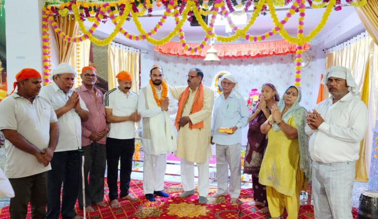 विकास कार्यों से बदलेगा इतिहास : मनोज चौधरी