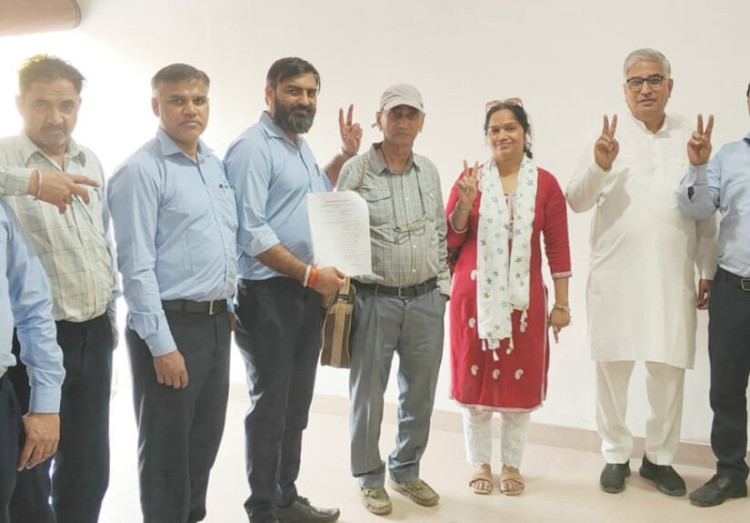 भारत गियर्स लिमिटेड मैनेजमेंट और मजदूर यूनियन के बीच वेतन बढ़ोत्तरी का हुआ त्रिपक्षीय समझौता, करीब साढ़े चार हजार रुपए प्रति वर्ष वेतन में होगी बढ़ोतरी