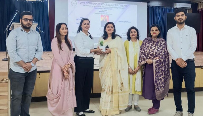 शताब्दी महाविद्यालय में व्यक्तित्व विकास पर कार्यशाला का आयोजन