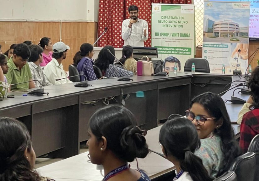 डीएवी शताब्दी महाविद्यालय के यूथ क्लब ने “स्ट्रोक अवेयरनेस” पर विस्तार व्याख्यान का आयोजन किया