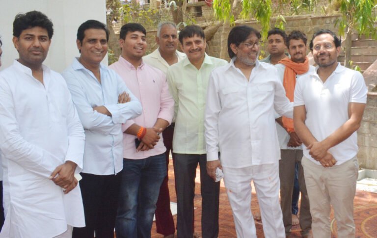 सत्य सिद्ध बाबा सतकुंड मंदिर में शिव परिवार की स्थापना, पूर्व मंत्री करतार सिंह भड़ाना ने 52 फुट ऊंचे मंदिर का करवाया नव निर्माण