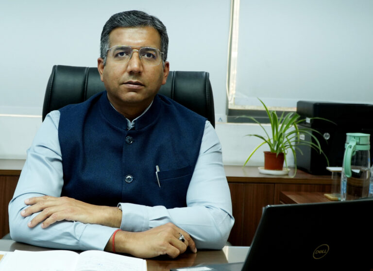 एएमएचएसएससी ने अपैरल और होम फर्निशिंग सेक्टर के लिए शुरू किया स्पेशल जॉब पोर्टल