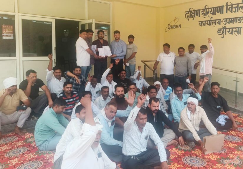 कच्चे कर्मचारियों के साथ हो रहे शोषण एवं अन्याय  के खिलाफ यूनियन ने एसडीओ को सौंपा ज्ञापन