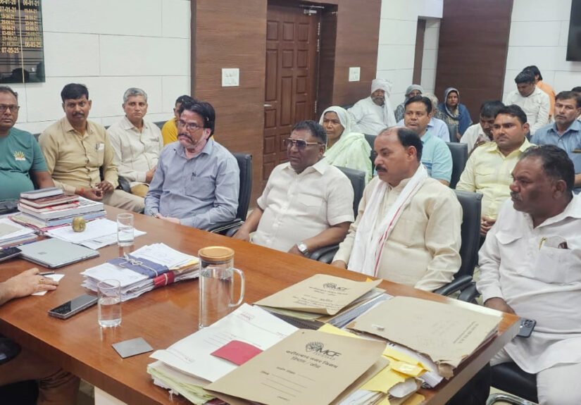 निगम आयुक्त ने संघ के प्रतिनिधि मंडल से शहर को स्वच्छ बनाने की अपील की