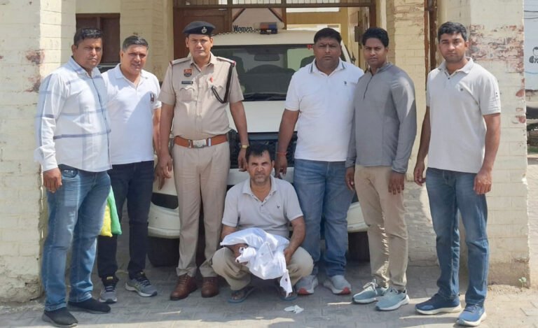 हरियाणा एनसीबी यूनिट फरीदाबाद ने गांव घासेडा से नशीले पदार्थ कफ सिरप व कैप्सूल के साथ एक नशा तस्कर को किया गिरफ्तार, आरोपी के खिलाफ थाना सदर नूंह में विभिन्न धाराओं के तहत कॉमर्शियल मात्रा का मामला दर्ज