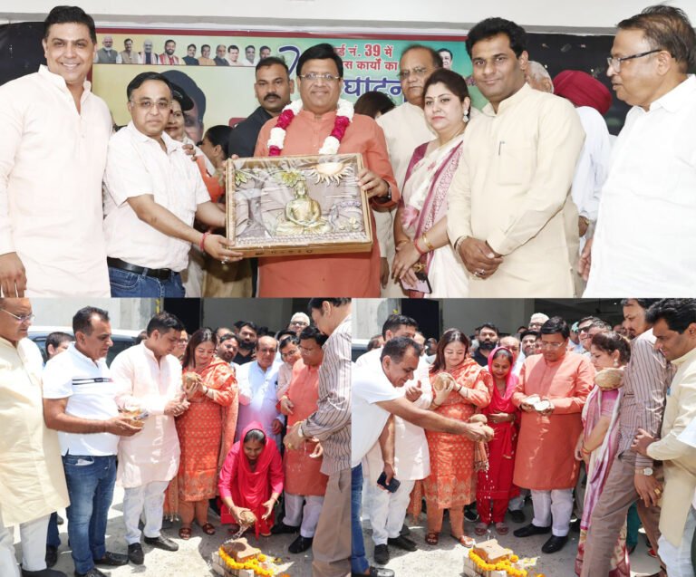 कैबिनेट मंत्री विपुल गोयल ने सेक्टर-7 स्थित जनकल्याण मंदिर में विभिन्न विकास कार्यो का नारियल तोड़कर विधिवत शुभारंभ किया